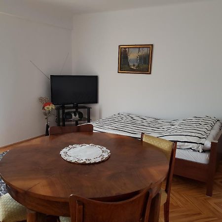 Mieszkanie W Centrum Krakowa Buitenkant foto